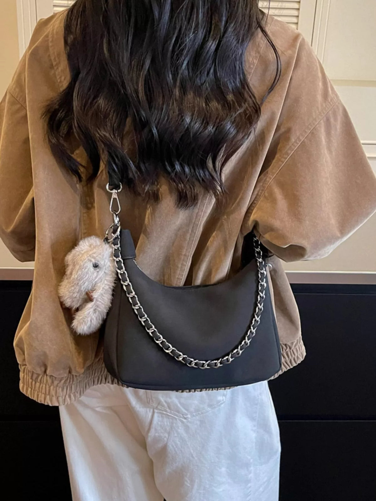 Chain Strap Shoulder Bag